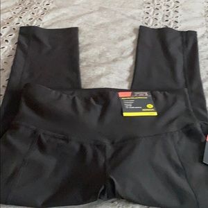 Women’s workout leggings